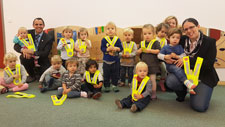 SCHERM Gruppe - Newsroom | Neue Warnwesten für Kinder